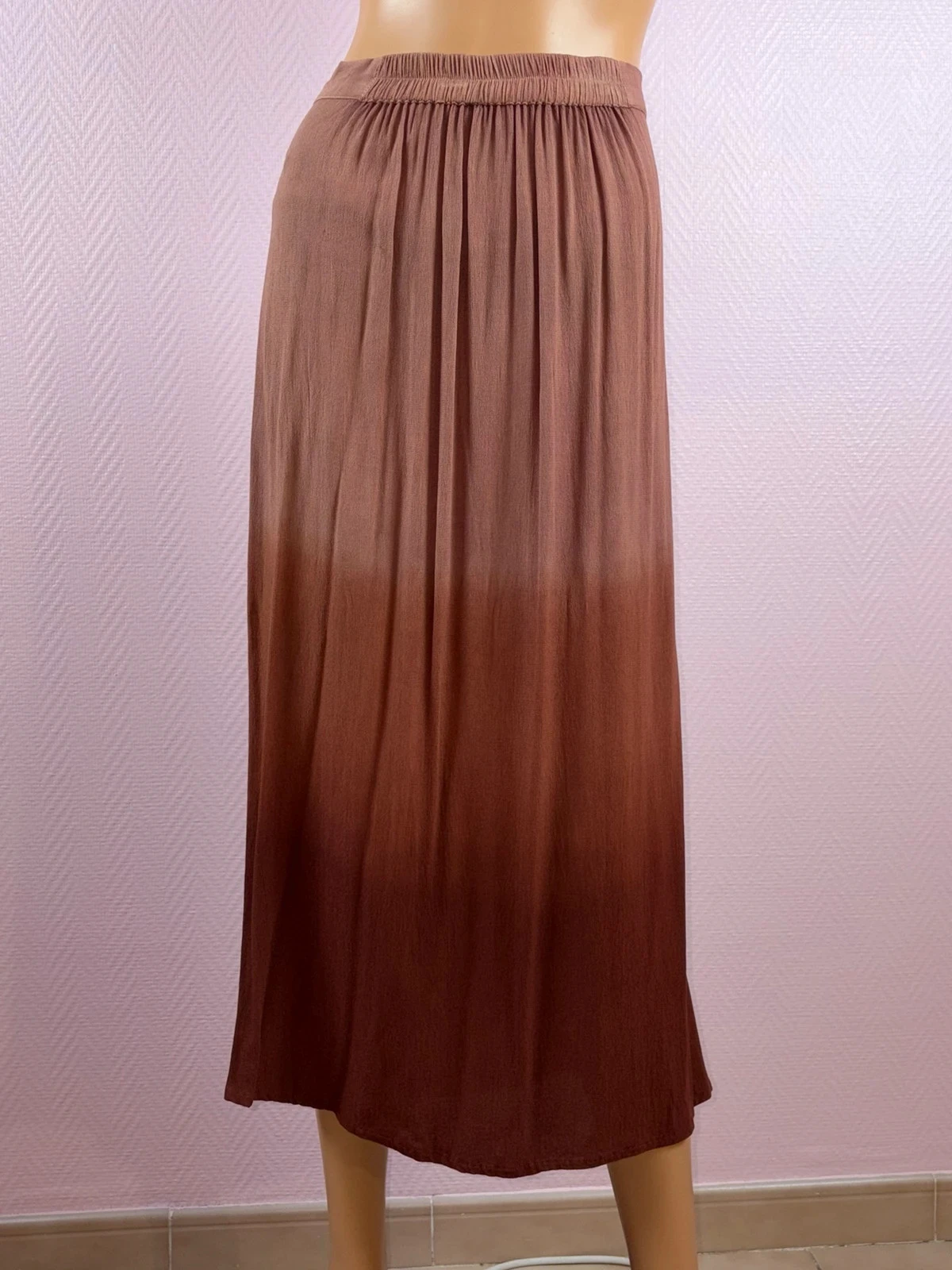 Jupe mkt taille 40 super état